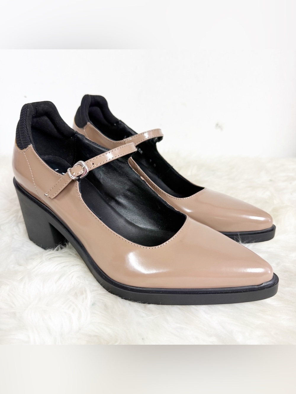 Aquatalia Casha Weatherproof Leather Mary Jane Pumps Tan Size 7